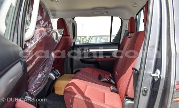Nunua Imported Toyota Hilux Nyingine Gari ndani ya Import - Dubai nchini Somalia Nunua Imported Toyota Hilux Nyingine Gari ndani ya Import - Dubai nchini Somalia