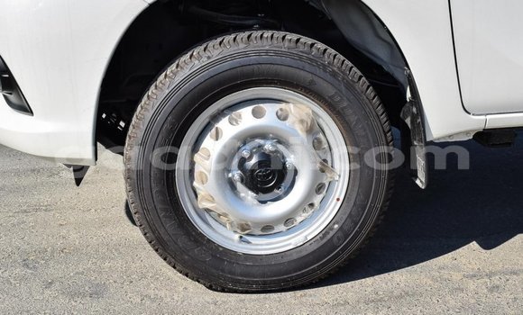 ይግዙ Imported Toyota Hilux ነጭ መኪና በ Import - Dubai በ ሶማሊያ ይግዙ Imported Toyota Hilux ነጭ መኪና በ Import - Dubai በ ሶማሊያ