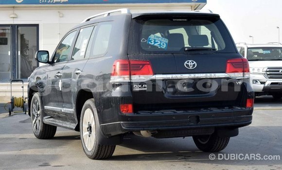 ይግዙ Imported Toyota Land Cruiser ጥቁር መኪና በ Import - Dubai በ ሶማሊያ ይግዙ Imported Toyota Land Cruiser ጥቁር መኪና በ Import - Dubai በ ሶማሊያ