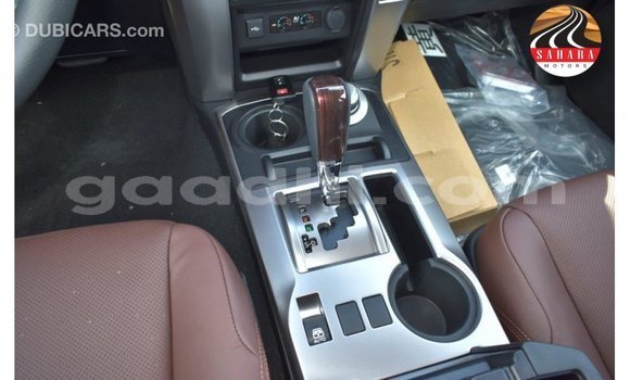 Buy Import Toyota HiAce Black Truck in Import - Dubai in Somalia Buy Import Toyota HiAce Black Truck in Import - Dubai in Somalia