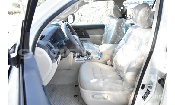Buy Import Toyota Land Cruiser White Car in Import - Dubai in Somalia Buy Import Toyota Land Cruiser White Car in Import - Dubai in Somalia