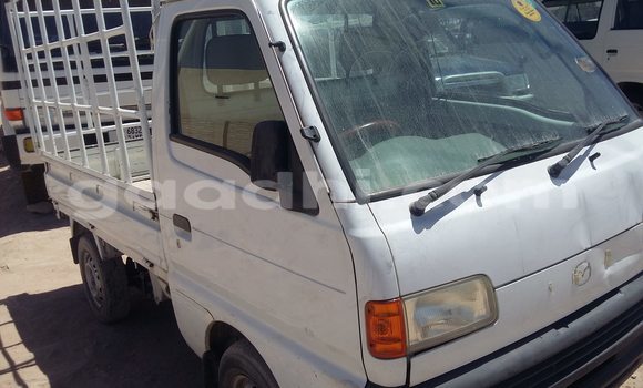 Nunua Ilio tumika Mitsubishi Carisma Nyeupe Gari ndani ya Hargeysa nchini Somaliland Nunua Ilio tumika Mitsubishi Carisma Nyeupe Gari ndani ya Hargeysa nchini Somaliland