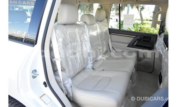Buy Import Toyota Land Cruiser White Car in Import - Dubai in Somalia Buy Import Toyota Land Cruiser White Car in Import - Dubai in Somalia