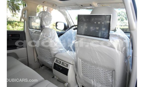 Buy Import Toyota Land Cruiser White Car in Import - Dubai in Somalia Buy Import Toyota Land Cruiser White Car in Import - Dubai in Somalia