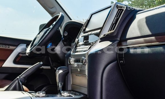 اشتري Imported Toyota Land Cruiser أسود سيارة في Import - Dubai في الصومال اشتري Imported Toyota Land Cruiser أسود سيارة في Import - Dubai في الصومال