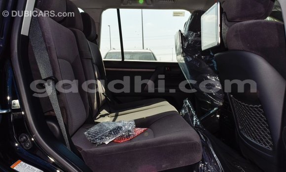 اشتري Imported Toyota Land Cruiser أسود سيارة في Import - Dubai في الصومال اشتري Imported Toyota Land Cruiser أسود سيارة في Import - Dubai في الصومال