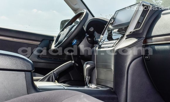 اشتري Imported Toyota Land Cruiser أسود سيارة في Import - Dubai في الصومال اشتري Imported Toyota Land Cruiser أسود سيارة في Import - Dubai في الصومال
