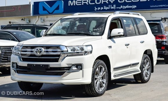 Buy Import Toyota Land Cruiser White Car in Import - Dubai in Somalia Buy Import Toyota Land Cruiser White Car in Import - Dubai in Somalia