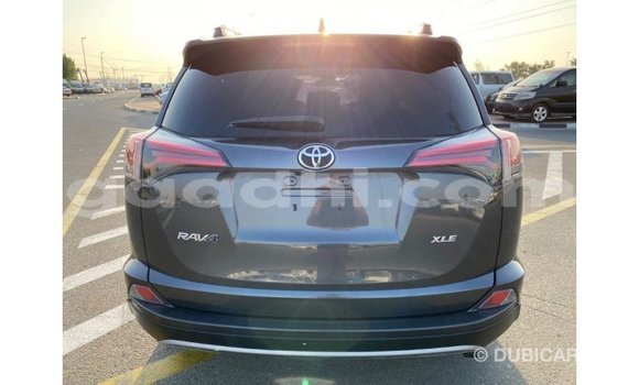 اشتري Imported Toyota HiAce آخر شاحنة في Import - Dubai في الصومال اشتري Imported Toyota HiAce آخر شاحنة في Import - Dubai في الصومال