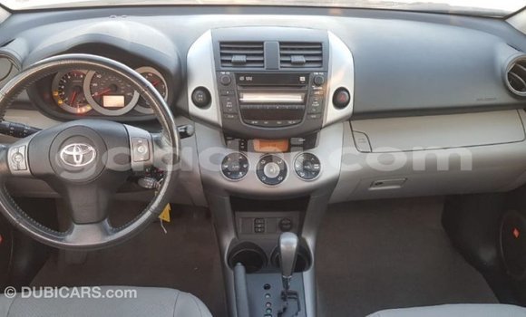 ይግዙ Imported Toyota HiAce ሌላ የጭነት መኪና በ Import - Dubai በ ሶማሊያ ይግዙ Imported Toyota HiAce ሌላ የጭነት መኪና በ Import - Dubai በ ሶማሊያ