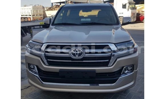 Imported Toyota Land Cruiser Other Makiinaa iti Import - Dubai keessatti Somalia keessatti Imported Toyota Land Cruiser Other Makiinaa iti Import - Dubai keessatti Somalia keessatti