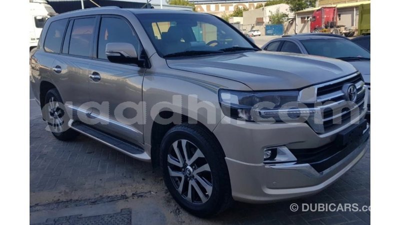 Big with watermark toyota land cruiser somalia import dubai 3377