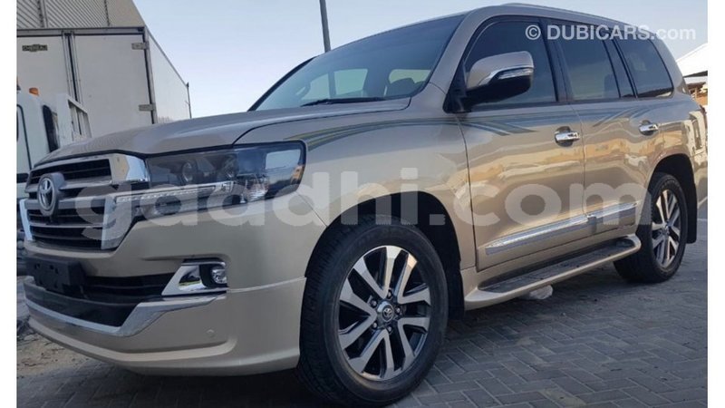 Big with watermark toyota land cruiser somalia import dubai 3377