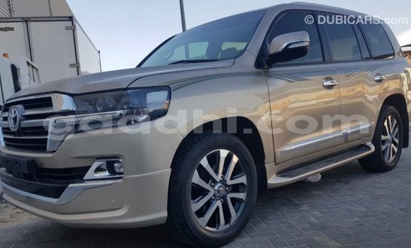 Imported Toyota Land Cruiser Other Makiinaa iti Import - Dubai keessatti Somalia keessatti Imported Toyota Land Cruiser Other Makiinaa iti Import - Dubai keessatti Somalia keessatti