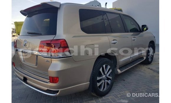 Imported Toyota Land Cruiser Other Makiinaa iti Import - Dubai keessatti Somalia keessatti Imported Toyota Land Cruiser Other Makiinaa iti Import - Dubai keessatti Somalia keessatti