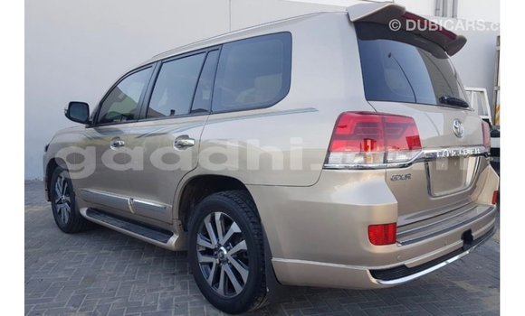 Imported Toyota Land Cruiser Other Makiinaa iti Import - Dubai keessatti Somalia keessatti Imported Toyota Land Cruiser Other Makiinaa iti Import - Dubai keessatti Somalia keessatti