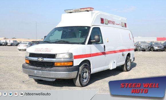 Buy Import Chevrolet Express White Car in Import - Dubai in Somalia