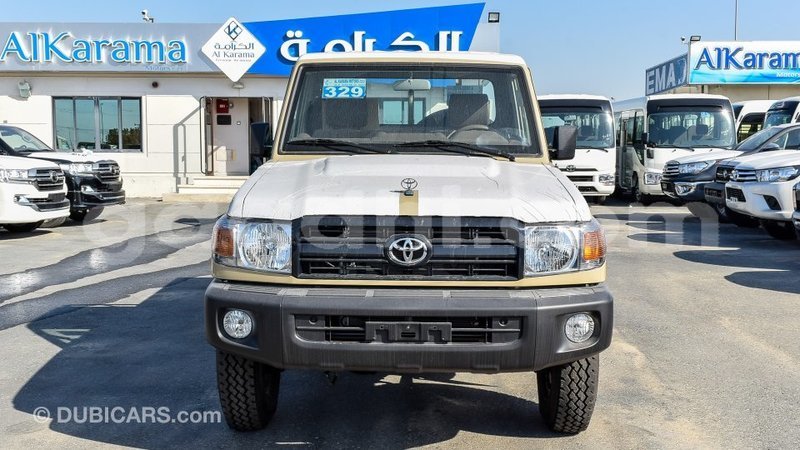 Big with watermark toyota land cruiser somalia import dubai 3381