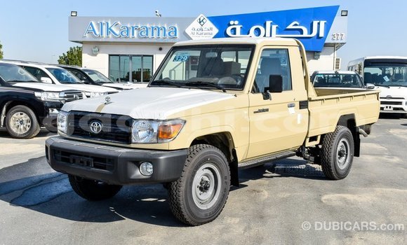 Buy Import Toyota Land Cruiser Beige Car in Import - Dubai in Somalia Buy Import Toyota Land Cruiser Beige Car in Import - Dubai in Somalia