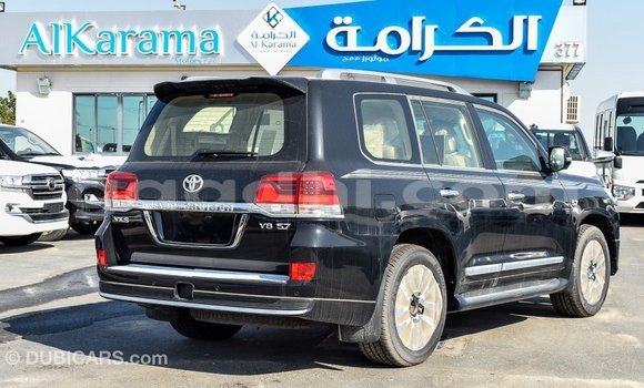 ይግዙ Imported Toyota Land Cruiser ጥቁር መኪና በ Import - Dubai በ ሶማሊያ ይግዙ Imported Toyota Land Cruiser ጥቁር መኪና በ Import - Dubai በ ሶማሊያ