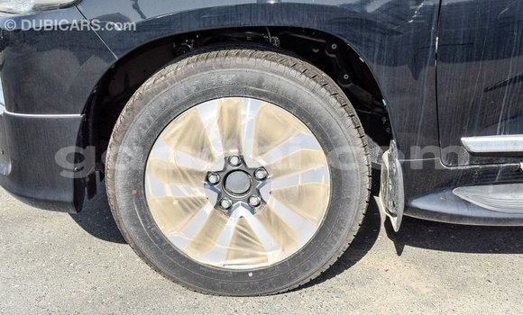 ይግዙ Imported Toyota Land Cruiser ጥቁር መኪና በ Import - Dubai በ ሶማሊያ ይግዙ Imported Toyota Land Cruiser ጥቁር መኪና በ Import - Dubai በ ሶማሊያ
