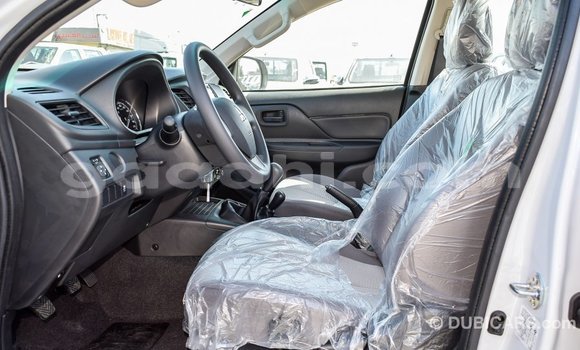 ይግዙ Imported Mitsubishi L200 ነጭ መኪና በ Import - Dubai በ ሶማሊያ ይግዙ Imported Mitsubishi L200 ነጭ መኪና በ Import - Dubai በ ሶማሊያ