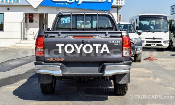 Nunua Imported Toyota Hilux Nyingine Gari ndani ya Import - Dubai nchini Somalia Nunua Imported Toyota Hilux Nyingine Gari ndani ya Import - Dubai nchini Somalia