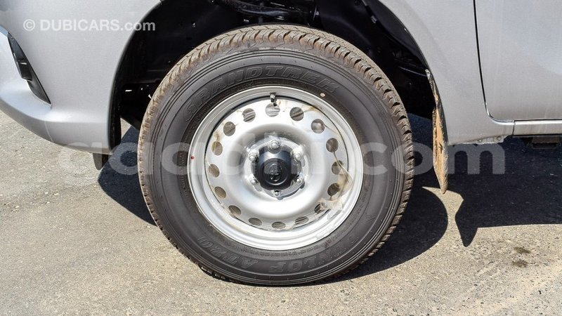 Big with watermark toyota hilux somalia import dubai 3390