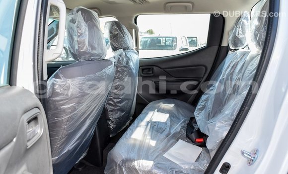 ይግዙ Imported Mitsubishi L200 ነጭ መኪና በ Import - Dubai በ ሶማሊያ ይግዙ Imported Mitsubishi L200 ነጭ መኪና በ Import - Dubai በ ሶማሊያ
