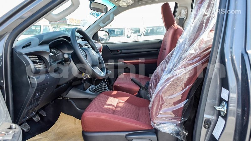 Big with watermark toyota hilux somalia import dubai 3392