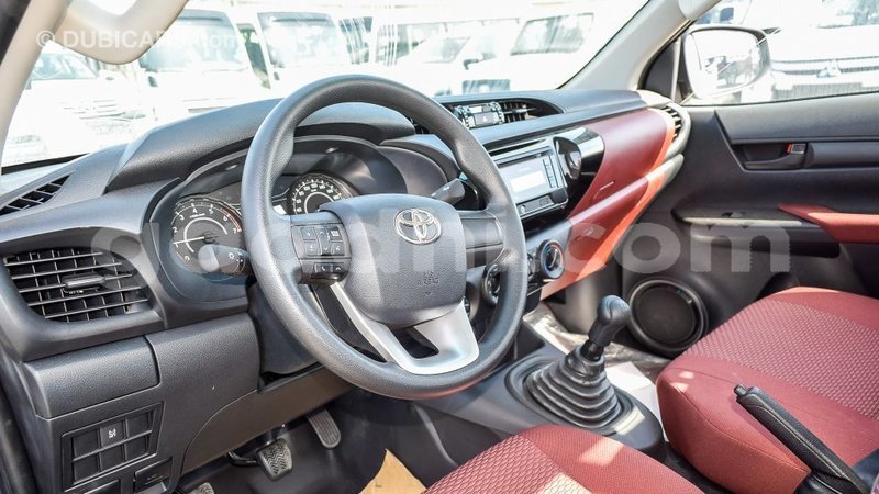 Big with watermark toyota hilux somalia import dubai 3392