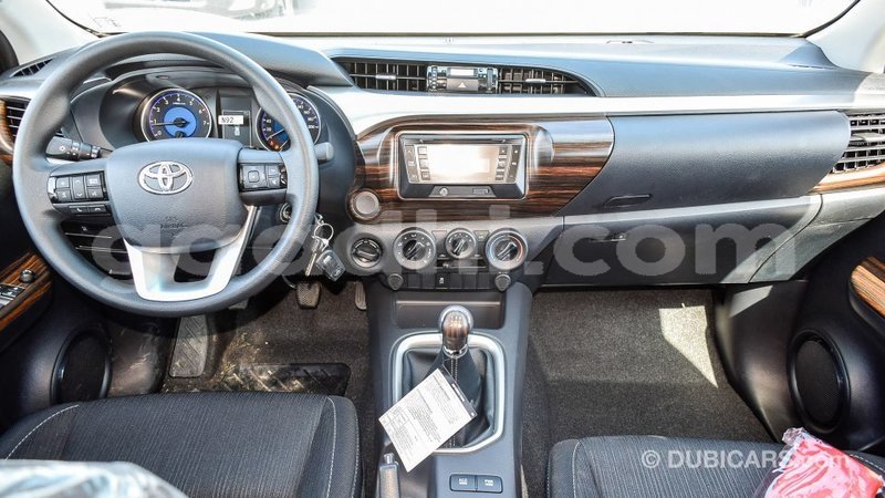 Big with watermark toyota hilux somalia import dubai 3395