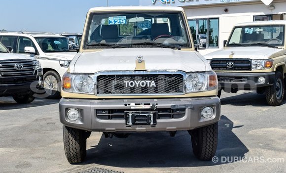 ይግዙ Imported Toyota Land Cruiser Beige መኪና በ Import - Dubai በ ሶማሊያ ይግዙ Imported Toyota Land Cruiser Beige መኪና በ Import - Dubai በ ሶማሊያ