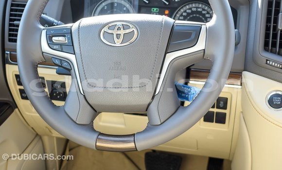 Nunua Imported Toyota Land Cruiser Nyeusi Gari ndani ya Import - Dubai nchini Somalia Nunua Imported Toyota Land Cruiser Nyeusi Gari ndani ya Import - Dubai nchini Somalia