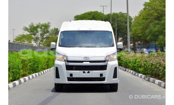 Buy Import Toyota Hiace White Car in Import - Dubai in Somalia Buy Import Toyota Hiace White Car in Import - Dubai in Somalia