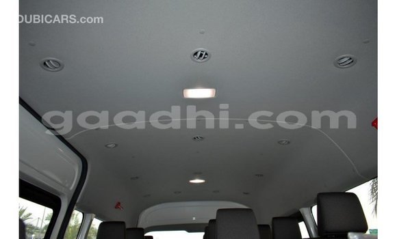 Buy Import Toyota Hiace White Car in Import - Dubai in Somalia Buy Import Toyota Hiace White Car in Import - Dubai in Somalia