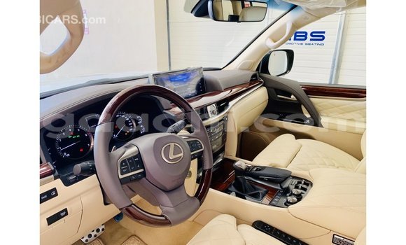 اشتري Imported Lexus LX أسود سيارة في Import - Dubai في الصومال اشتري Imported Lexus LX أسود سيارة في Import - Dubai في الصومال