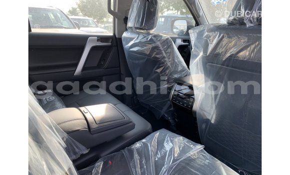 اشتري Imported Toyota Prado أسود سيارة في Import - Dubai في الصومال اشتري Imported Toyota Prado أسود سيارة في Import - Dubai في الصومال