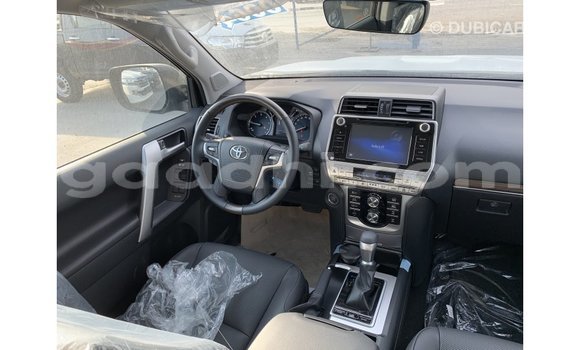 اشتري Imported Toyota Prado أسود سيارة في Import - Dubai في الصومال اشتري Imported Toyota Prado أسود سيارة في Import - Dubai في الصومال
