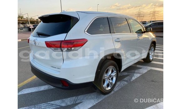 Buy Import Toyota Highlander White Car in Import - Dubai in Somalia Buy Import Toyota Highlander White Car in Import - Dubai in Somalia