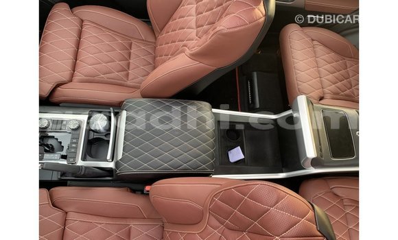 اشتري Imported Toyota Land Cruiser أسود سيارة في Import - Dubai في الصومال اشتري Imported Toyota Land Cruiser أسود سيارة في Import - Dubai في الصومال