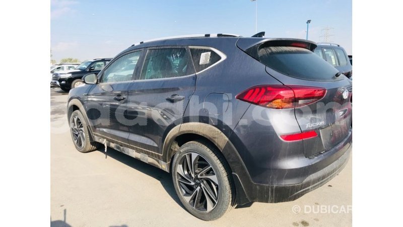 Big with watermark hyundai tucson somalia import dubai 3423