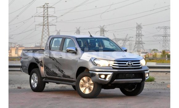Imported Toyota Hilux Other Makiinaa iti Import - Dubai keessatti Somalia keessatti Imported Toyota Hilux Other Makiinaa iti Import - Dubai keessatti Somalia keessatti