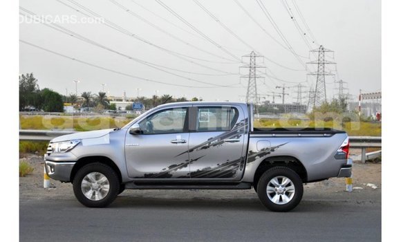 Imported Toyota Hilux Other Makiinaa iti Import - Dubai keessatti Somalia keessatti Imported Toyota Hilux Other Makiinaa iti Import - Dubai keessatti Somalia keessatti