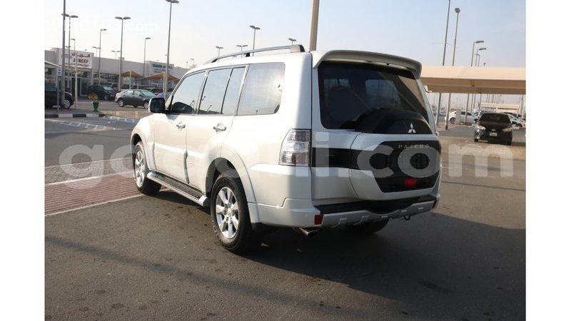 Big with watermark mitsubishi pajero somalia import dubai 3426