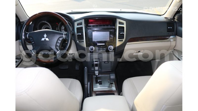 Big with watermark mitsubishi pajero somalia import dubai 3426