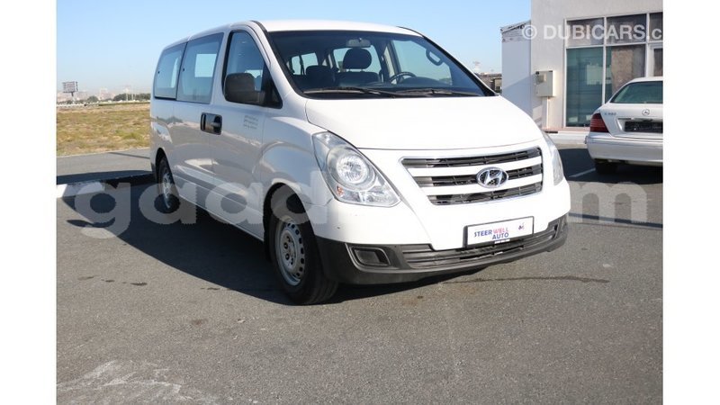 Big with watermark hyundai accent somalia import dubai 3431