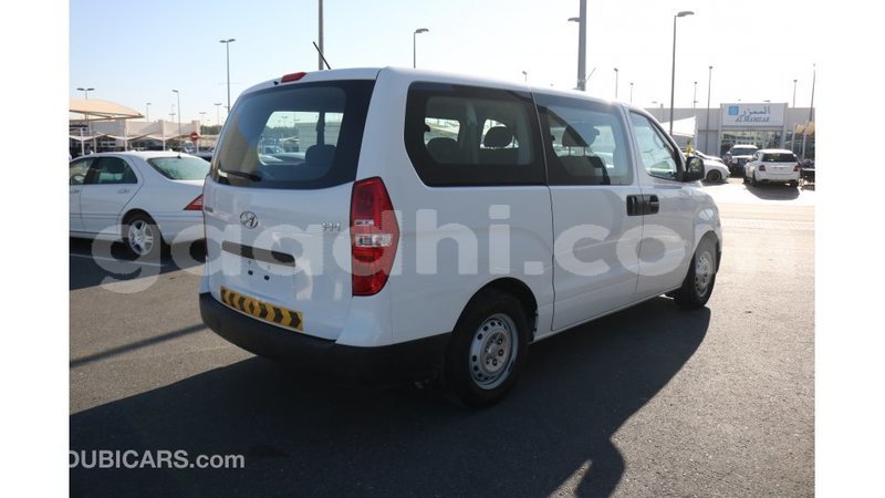 Big with watermark hyundai accent somalia import dubai 3431