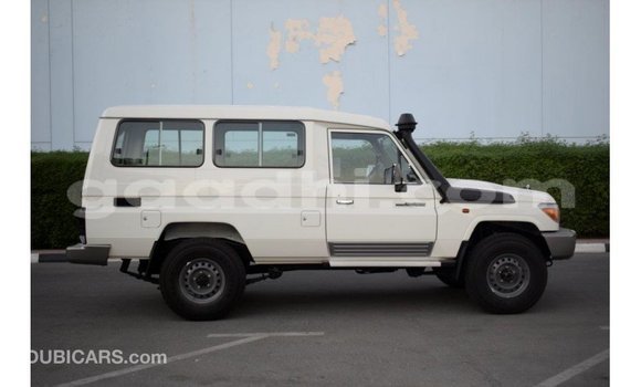 Buy Import Toyota Land Cruiser White Car in Import - Dubai in Somalia Buy Import Toyota Land Cruiser White Car in Import - Dubai in Somalia