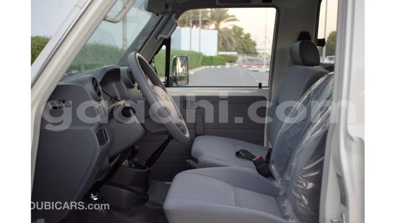 Big with watermark toyota land cruiser somalia import dubai 3436
